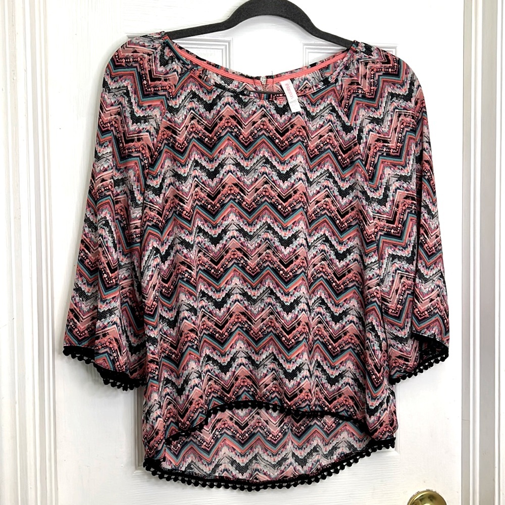 Xhilaration XS Flowy Pink Blouse